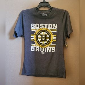 Womens Boston bruins tee shirt size medium new with tags